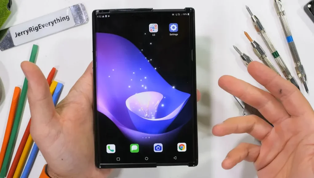 LG-Rollable LG Rollable jerryrigeverything